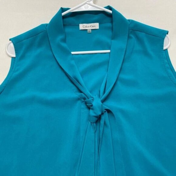 Calvin Klein Career Blouse Women's XL Marine Green Sleeveless Tie-Front Top EUC - Picture 3 of 7